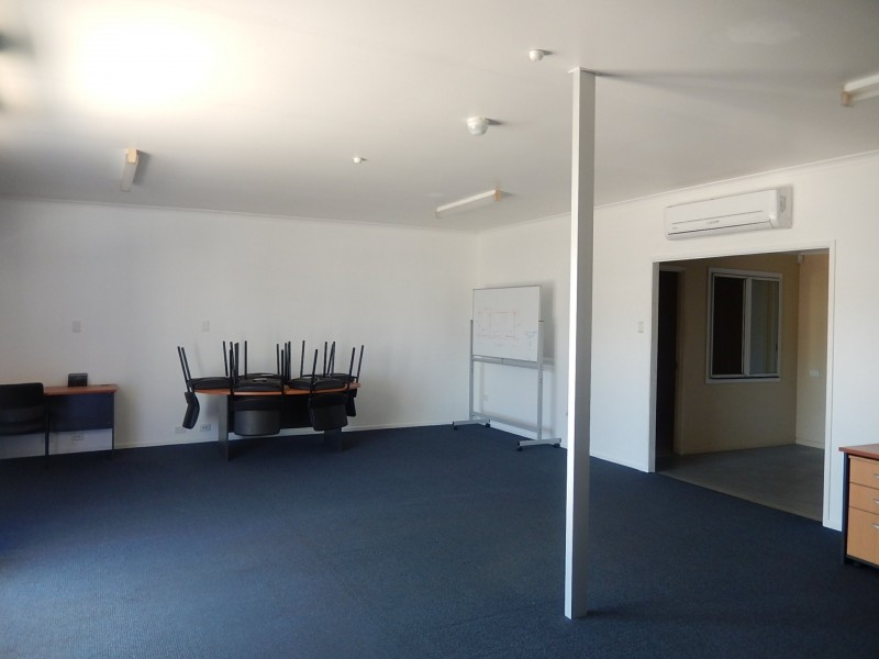 2/107 Hanson Road, Gladstone QLD 4680