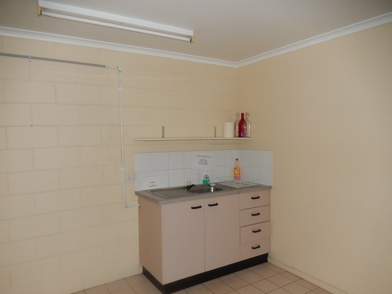 2/107 Hanson Road, Gladstone QLD 4680