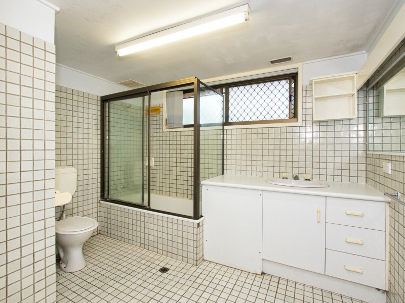 Unit 9/7 Kent Street, West Gladstone QLD 4680