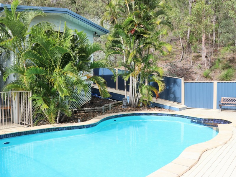 72 Gretel Drive, Clinton QLD 4680