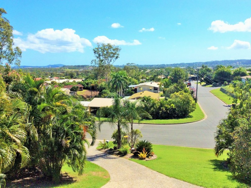 72 Gretel Drive, Clinton QLD 4680