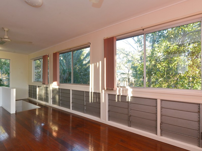 2 Gatcombe Lane, West Gladstone QLD 4680