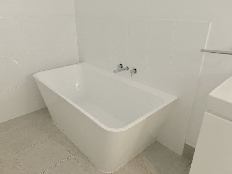 2 Gatcombe Lane, West Gladstone QLD 4680