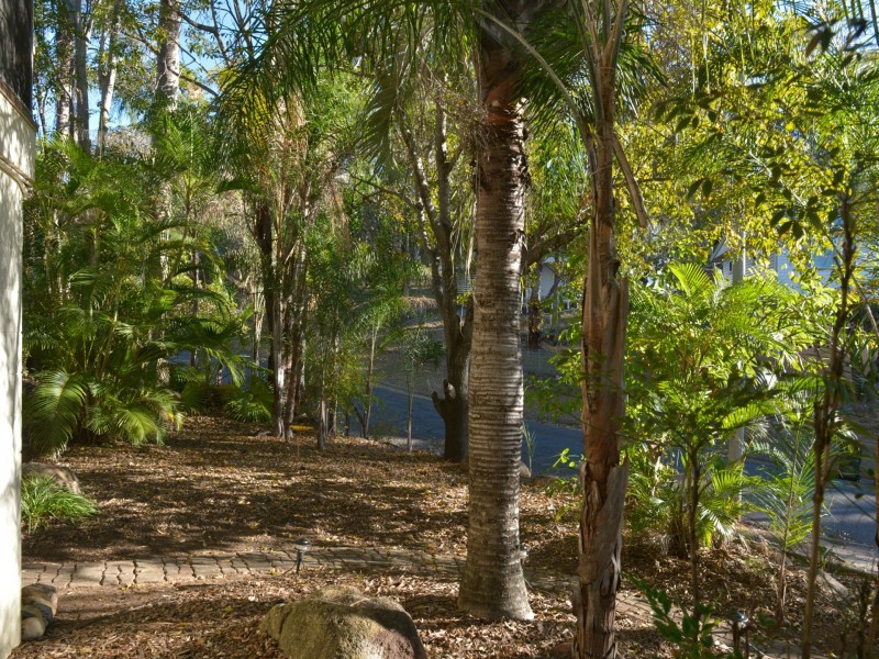 2 Gatcombe Lane, West Gladstone QLD 4680