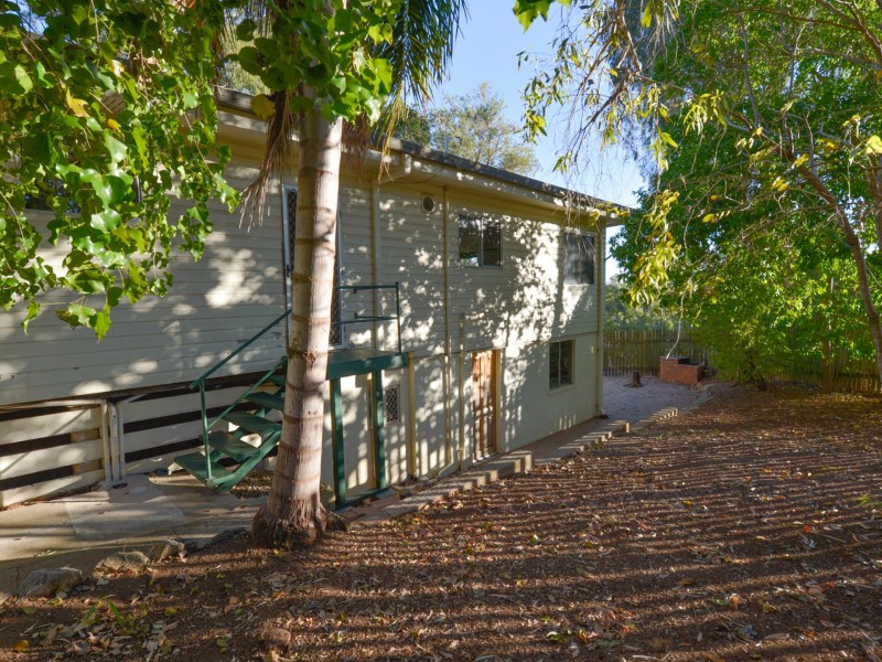 2 Gatcombe Lane, West Gladstone QLD 4680