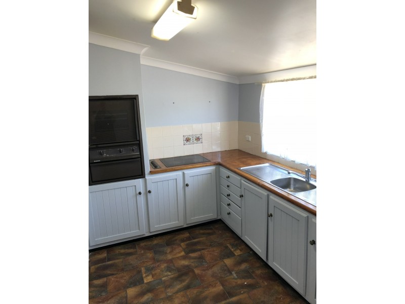 46 Scenery Street, West Gladstone QLD 4680