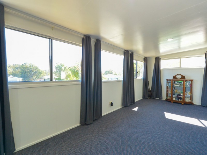 27 Dalton Street, Clinton QLD 4680