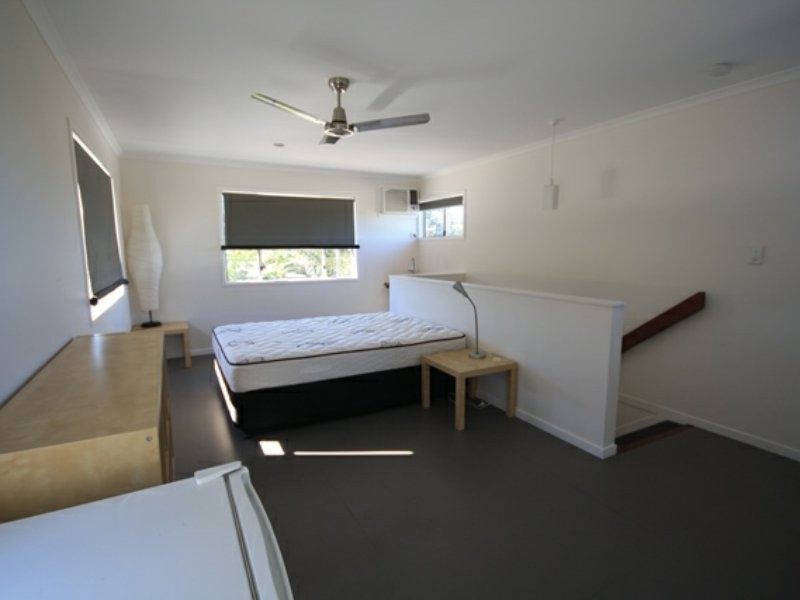 3 Golding Street, Barney Point QLD 4680