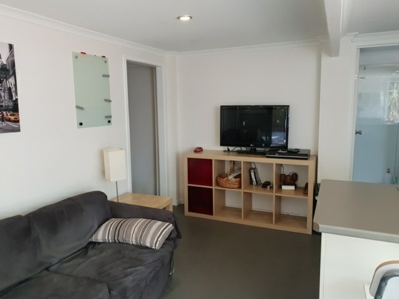 3 Golding Street, Barney Point QLD 4680