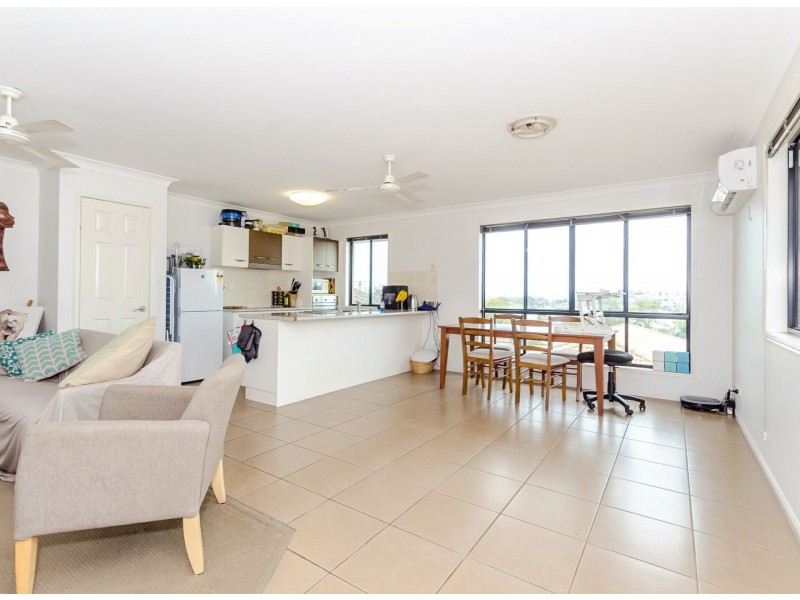 22 Amelia Street, West Gladstone QLD 4680