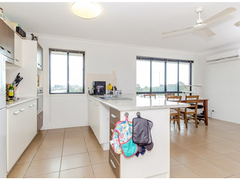 22 Amelia Street, West Gladstone QLD 4680