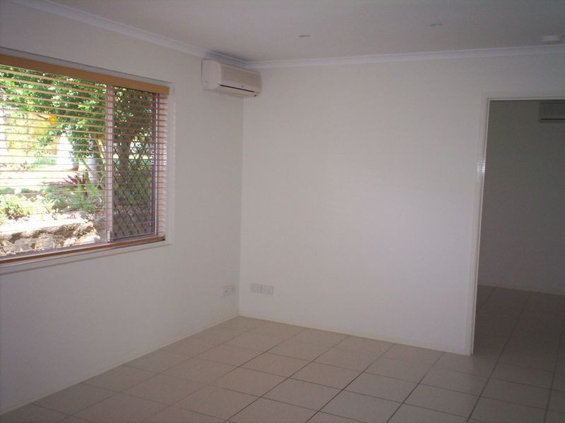 Unit 1/6 Sam Street, West Gladstone QLD 4680