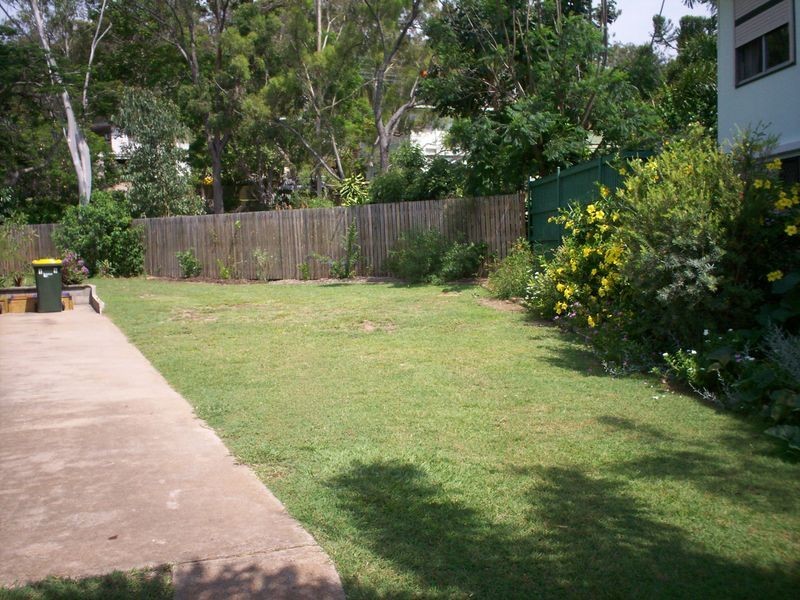 Unit 1/6 Sam Street, West Gladstone QLD 4680