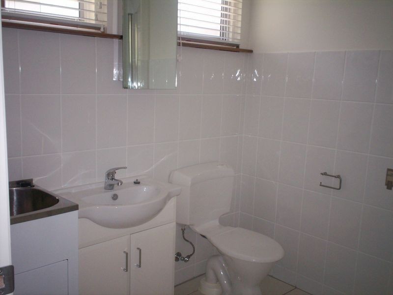 Unit 1/6 Sam Street, West Gladstone QLD 4680