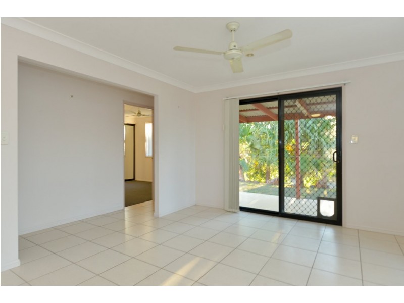 1 Eungella Parade, Clinton QLD 4680