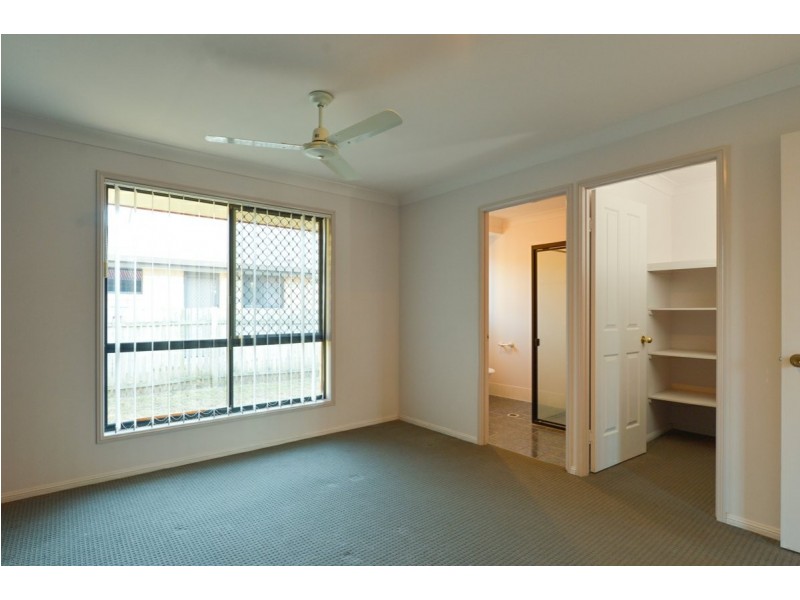 1 Eungella Parade, Clinton QLD 4680