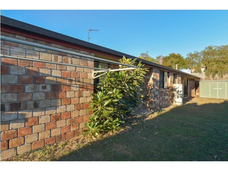 1 Eungella Parade, Clinton QLD 4680