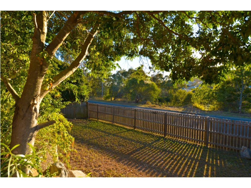 1 Eungella Parade, Clinton QLD 4680