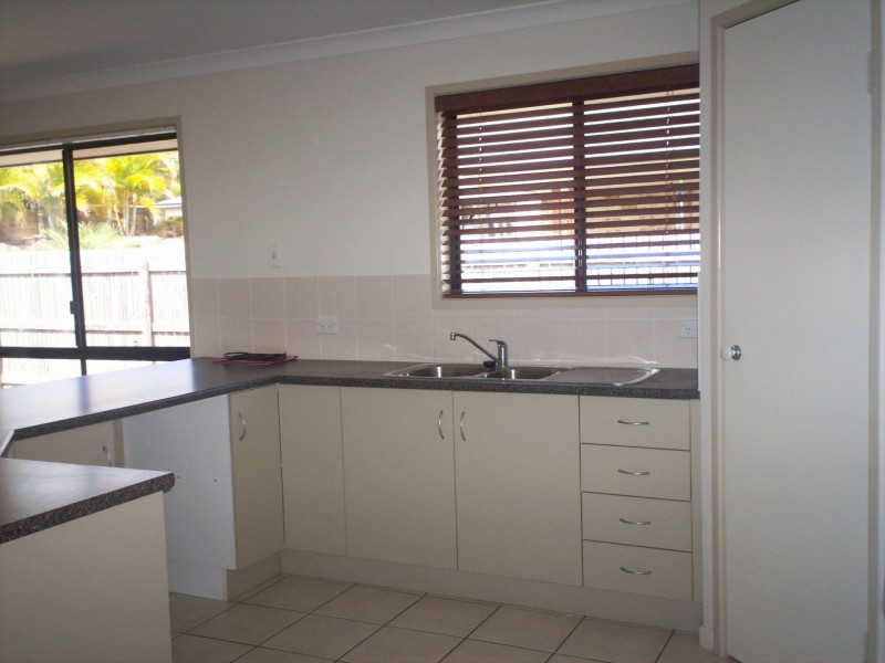 71 Col Brown Avenue, Clinton QLD 4680