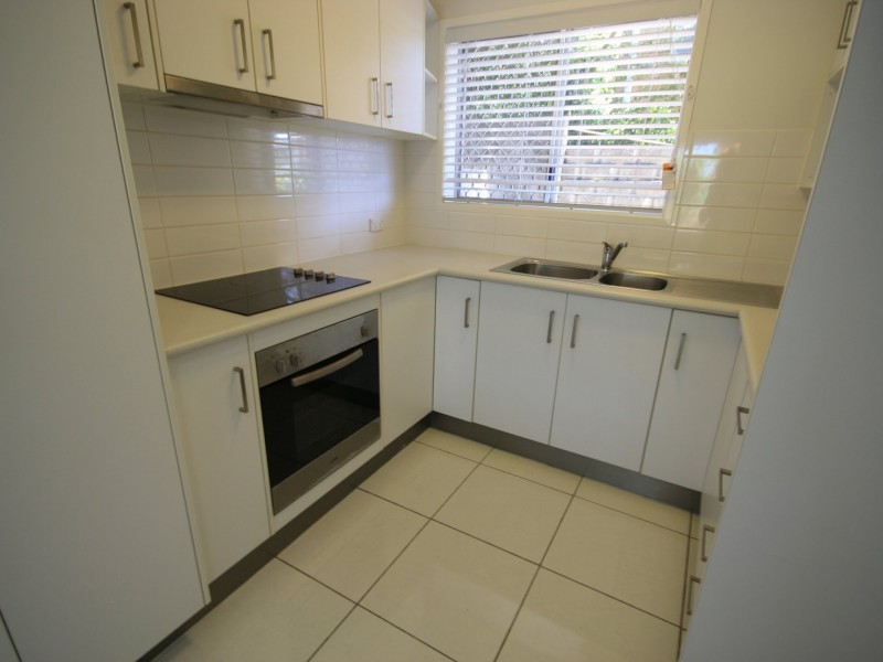 Unit 8/51 Harbour Terrace, Gladstone QLD 4680
