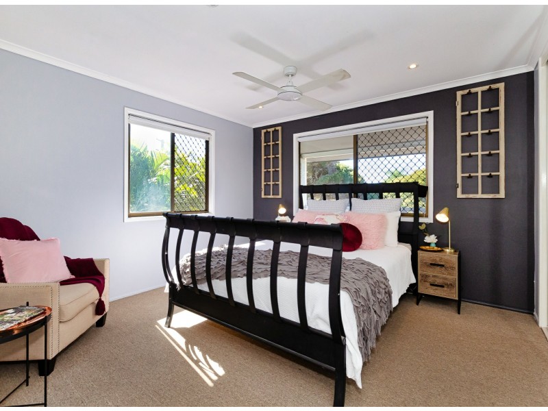 1 Keppel Avenue, Clinton QLD 4680