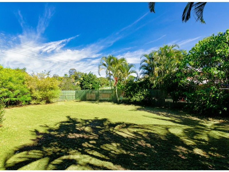 1 Keppel Avenue, Clinton QLD 4680