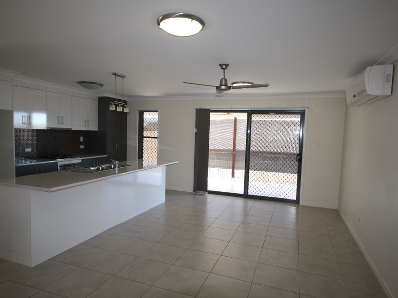 21 Bottlebrush Drive, Kirkwood QLD 4680