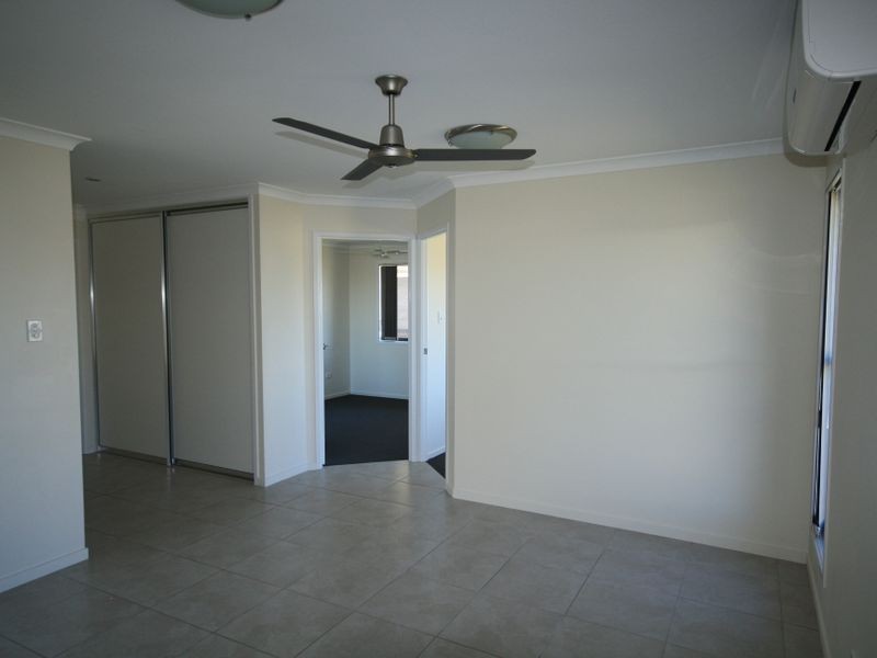 21 Bottlebrush Drive, Kirkwood QLD 4680