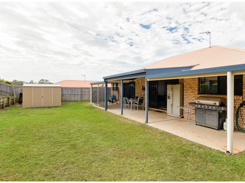 40 Emmadale Drive, New Auckland QLD 4680