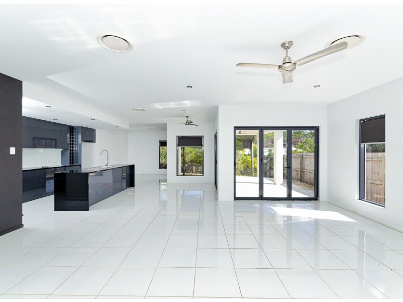 40 Koowin Drive, Kirkwood QLD 4680