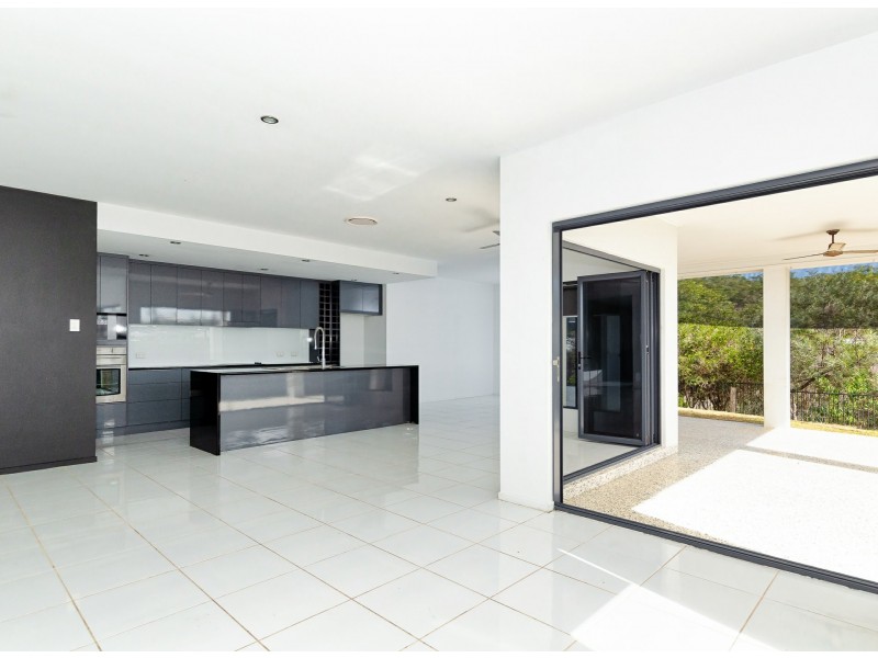 40 Koowin Drive, Kirkwood QLD 4680