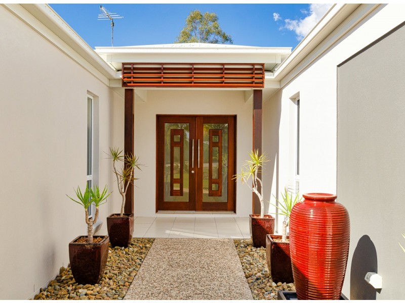 39 Hennie Drive, Benaraby QLD 4680