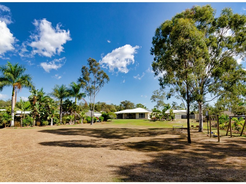 39 Hennie Drive, Benaraby QLD 4680