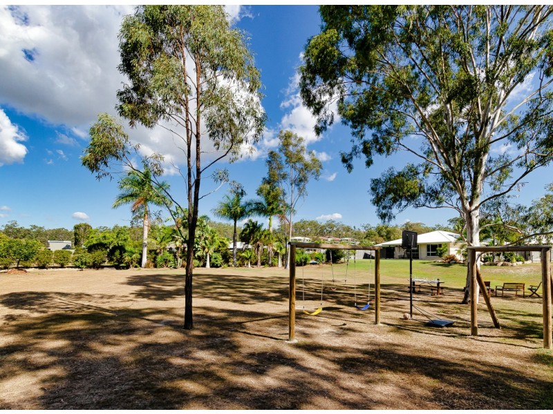 39 Hennie Drive, Benaraby QLD 4680