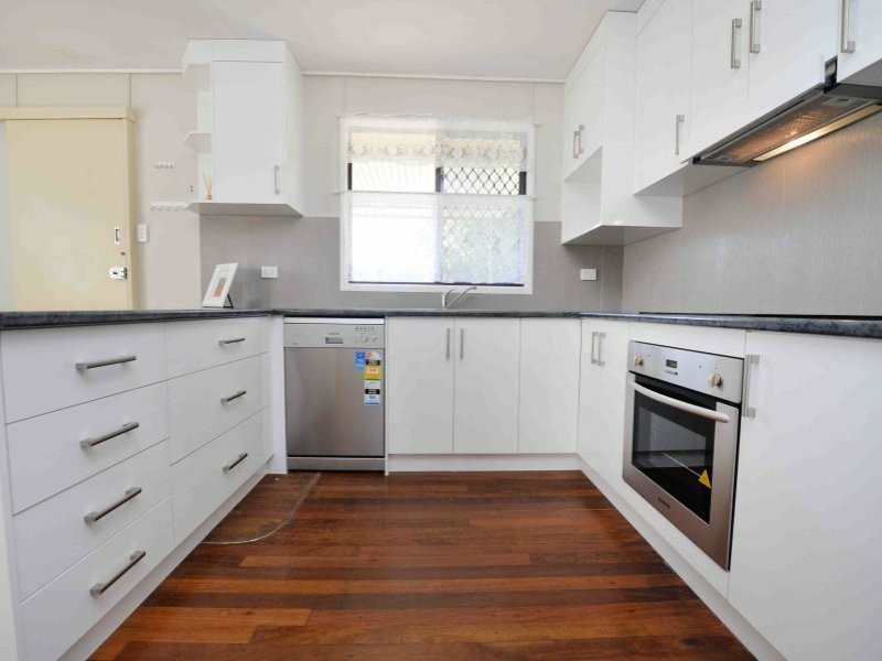 6 Fry Street, West Gladstone QLD 4680