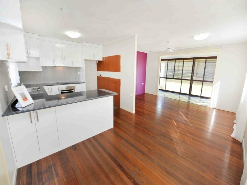 6 Fry Street, West Gladstone QLD 4680