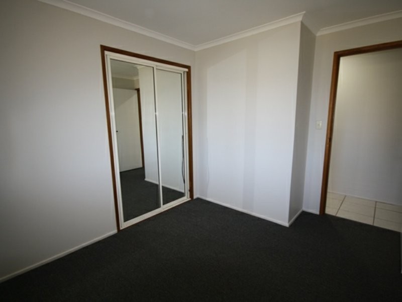 11 Aquarius Street, Clinton QLD 4680