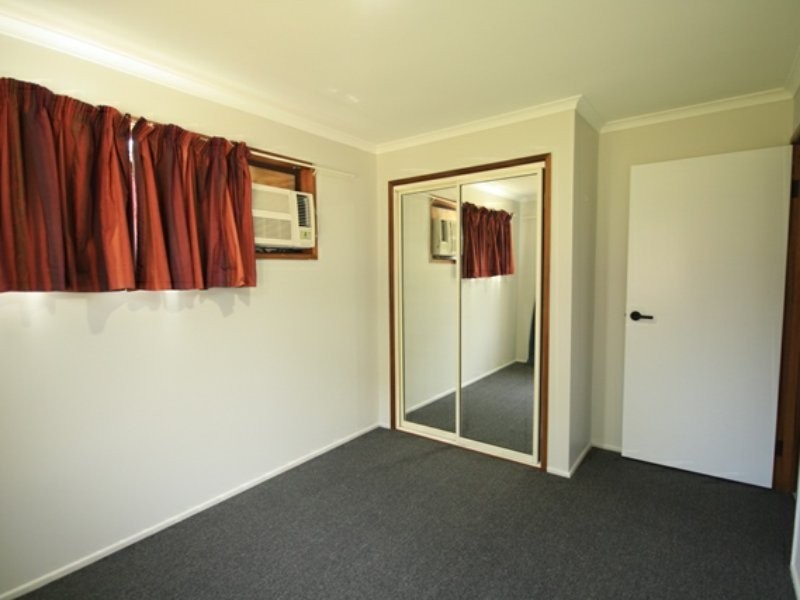 11 Aquarius Street, Clinton QLD 4680