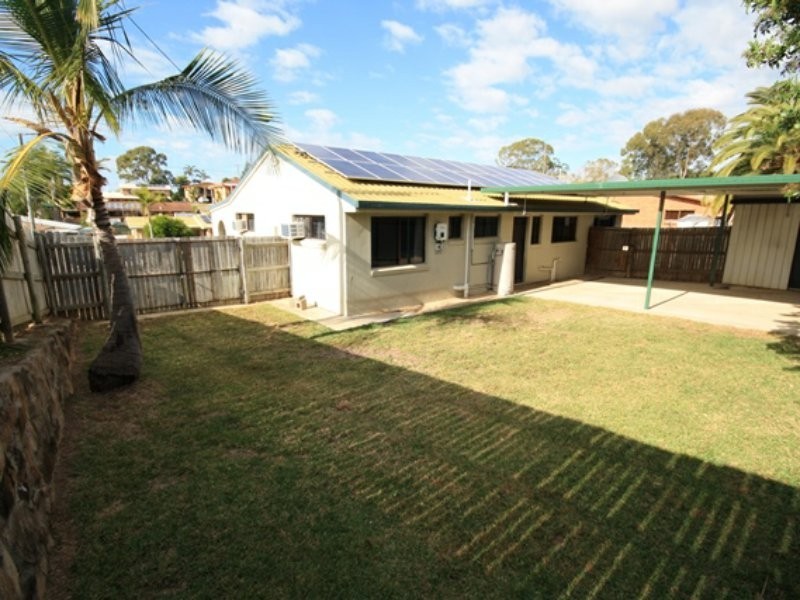 11 Aquarius Street, Clinton QLD 4680