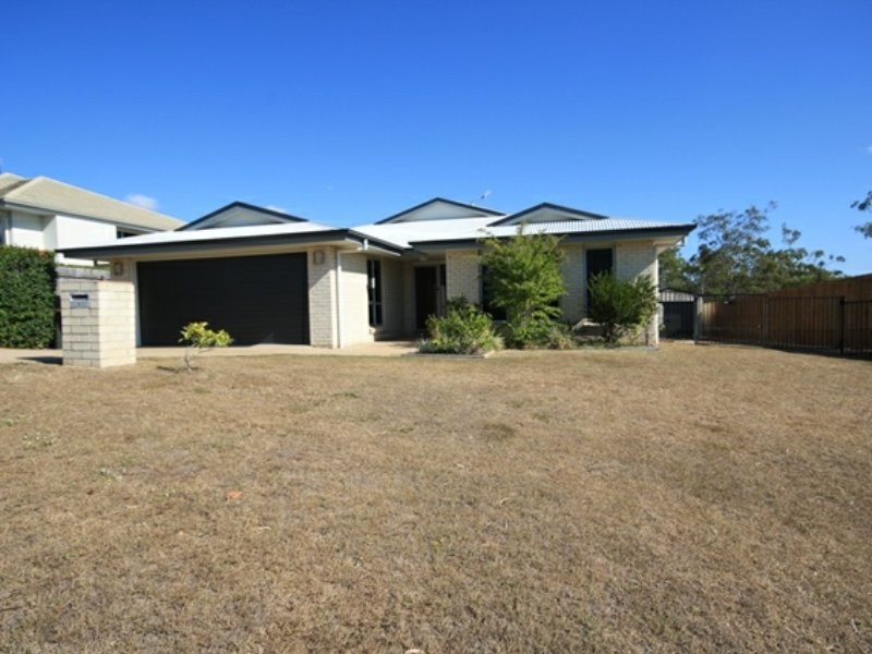 8 Cradle Drive, New Auckland QLD 4680