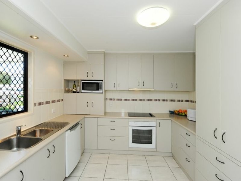 72 Lord Street, Gladstone QLD 4680