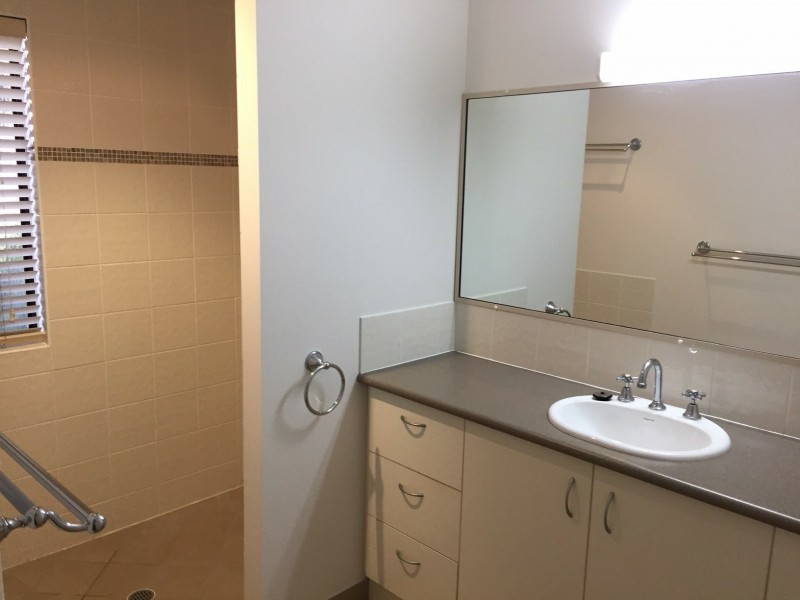 4A Fisher Street, West Gladstone QLD 4680