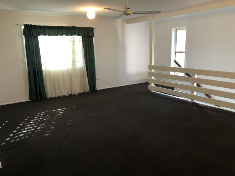 17 Cockatoo Drive, New Auckland QLD 4680