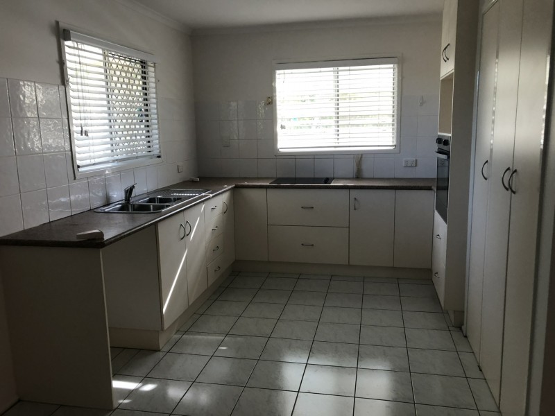 17 Cockatoo Drive, New Auckland QLD 4680