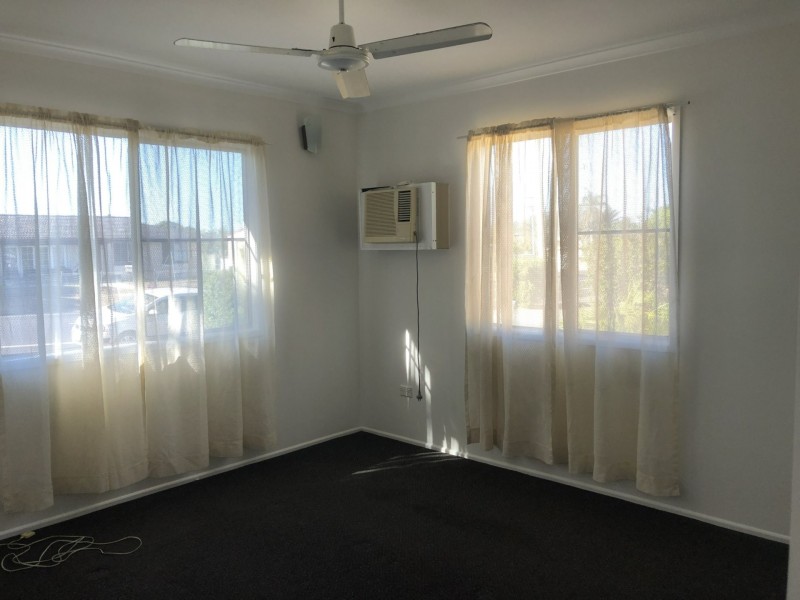 17 Cockatoo Drive, New Auckland QLD 4680