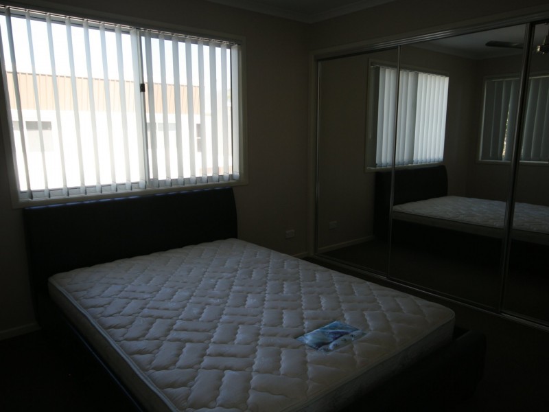 Unit 12/9 Cockatoo Drive, New Auckland QLD 4680