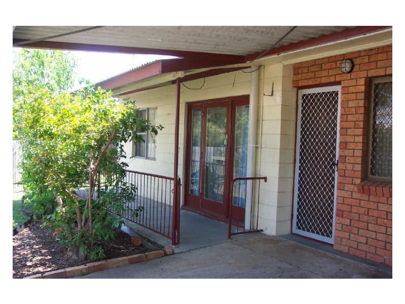 2/10 Potter Street, Clinton QLD 4680