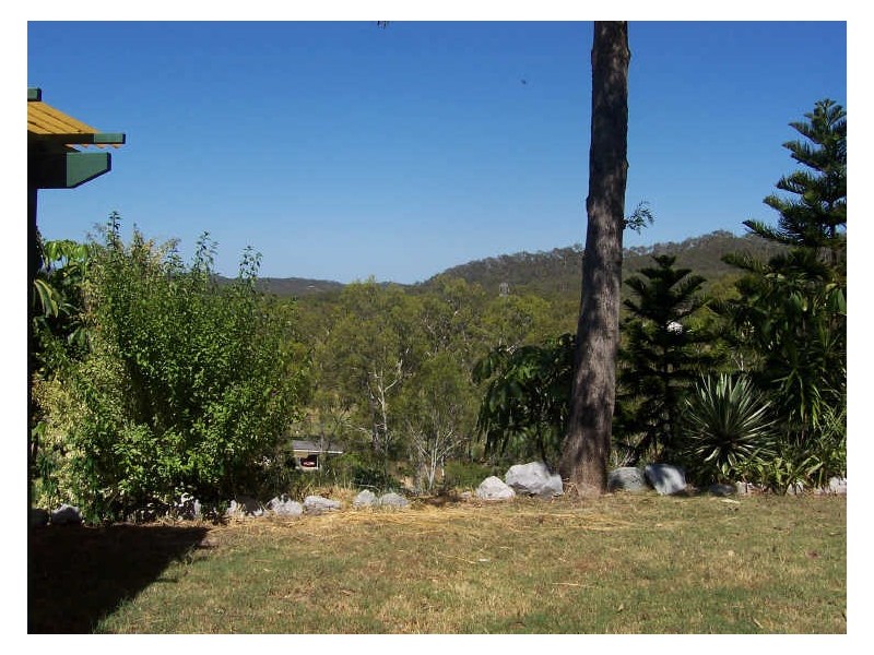 6 Bembooka Close, Glen Eden QLD 4680