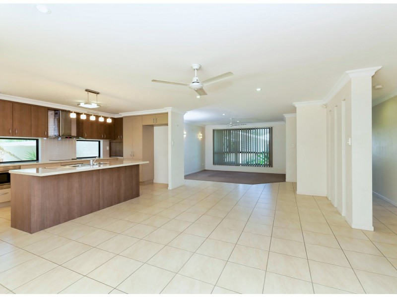 48 Cavella Drive, Glen Eden QLD 4680