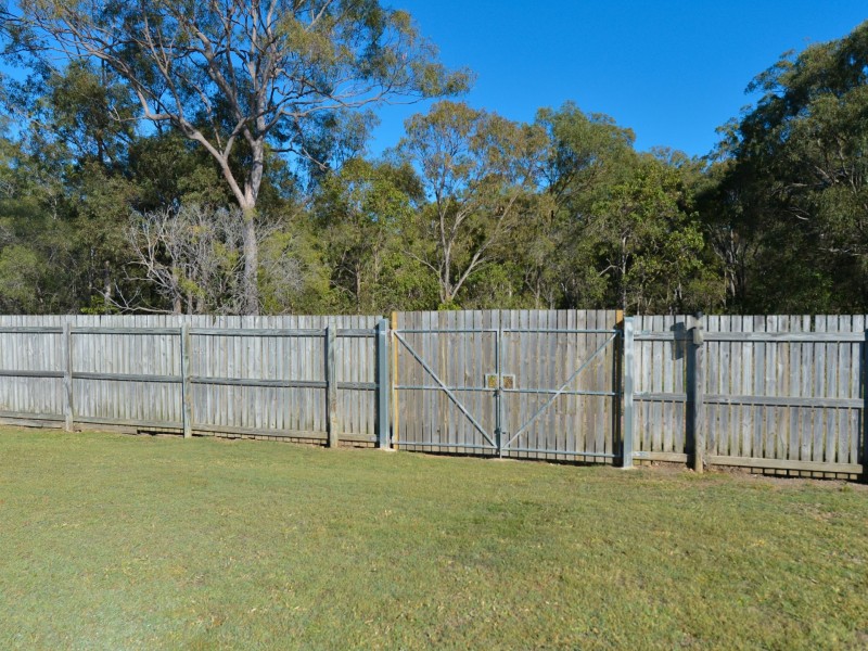 76 Col Brown Avenue, Clinton QLD 4680